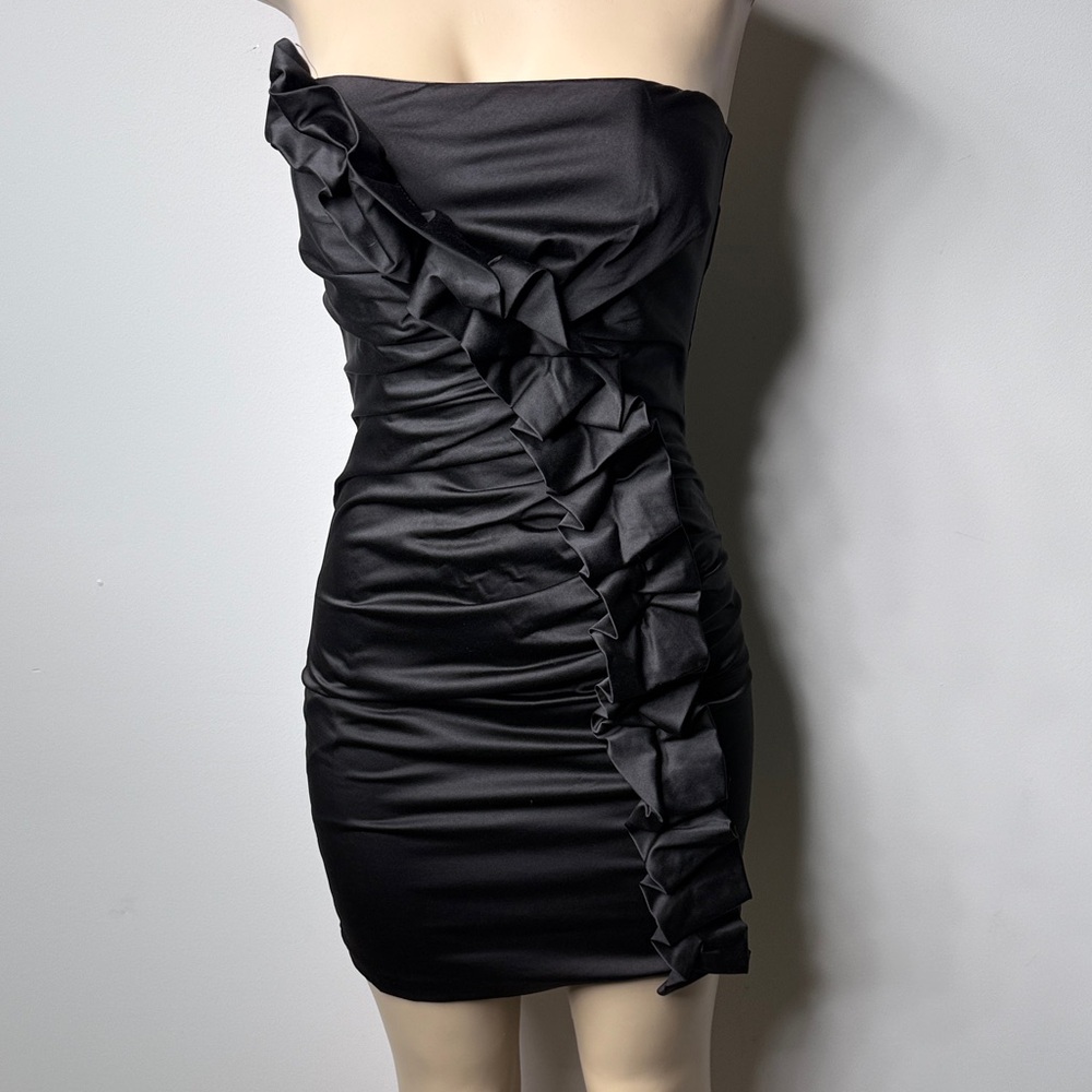 Strapless Black Ruffle Bodycon Cocktail Dress